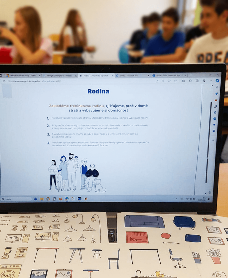Project Energetic expedition - photo of computer with the project on during school class