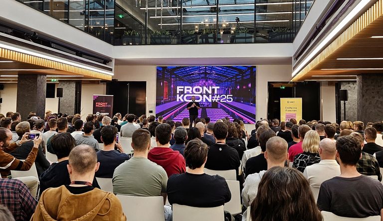 Main stage of FrontKon